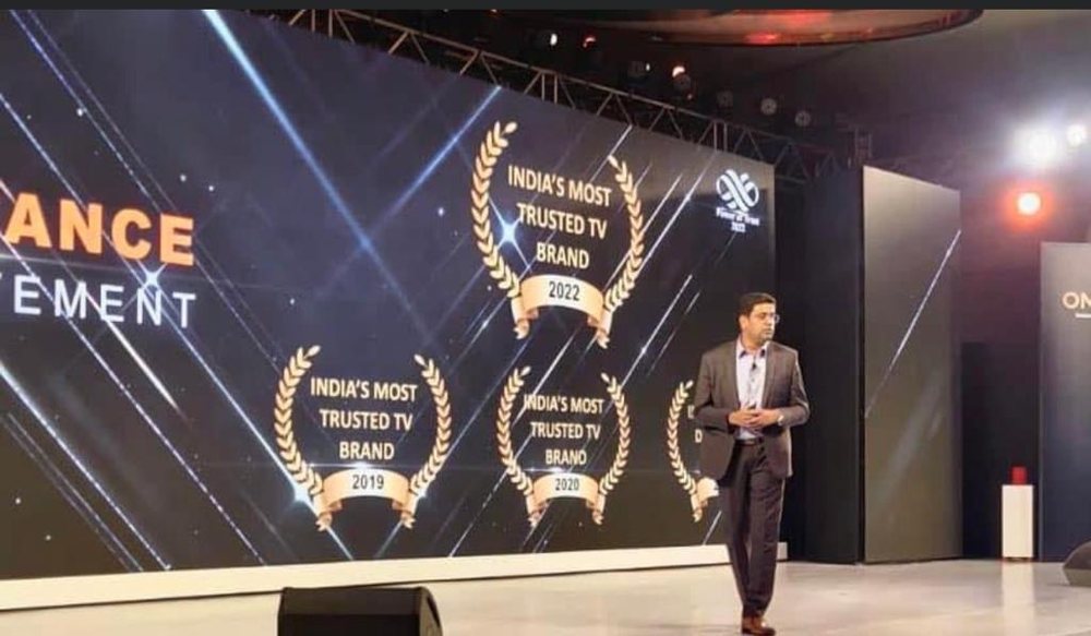 LG, Dealer meet stage